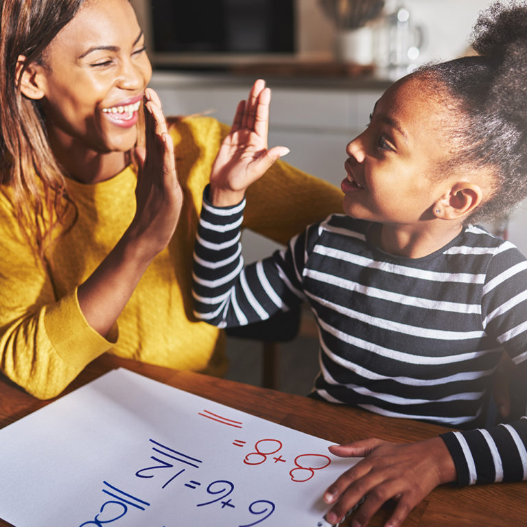 Mom shaming vs pro-parenting